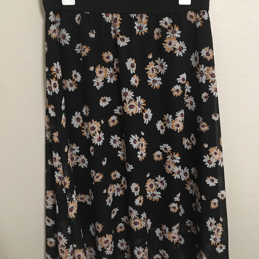 💥SALE💥 🦄LLR LuLaRoe Daisy Lola Midi Skirt